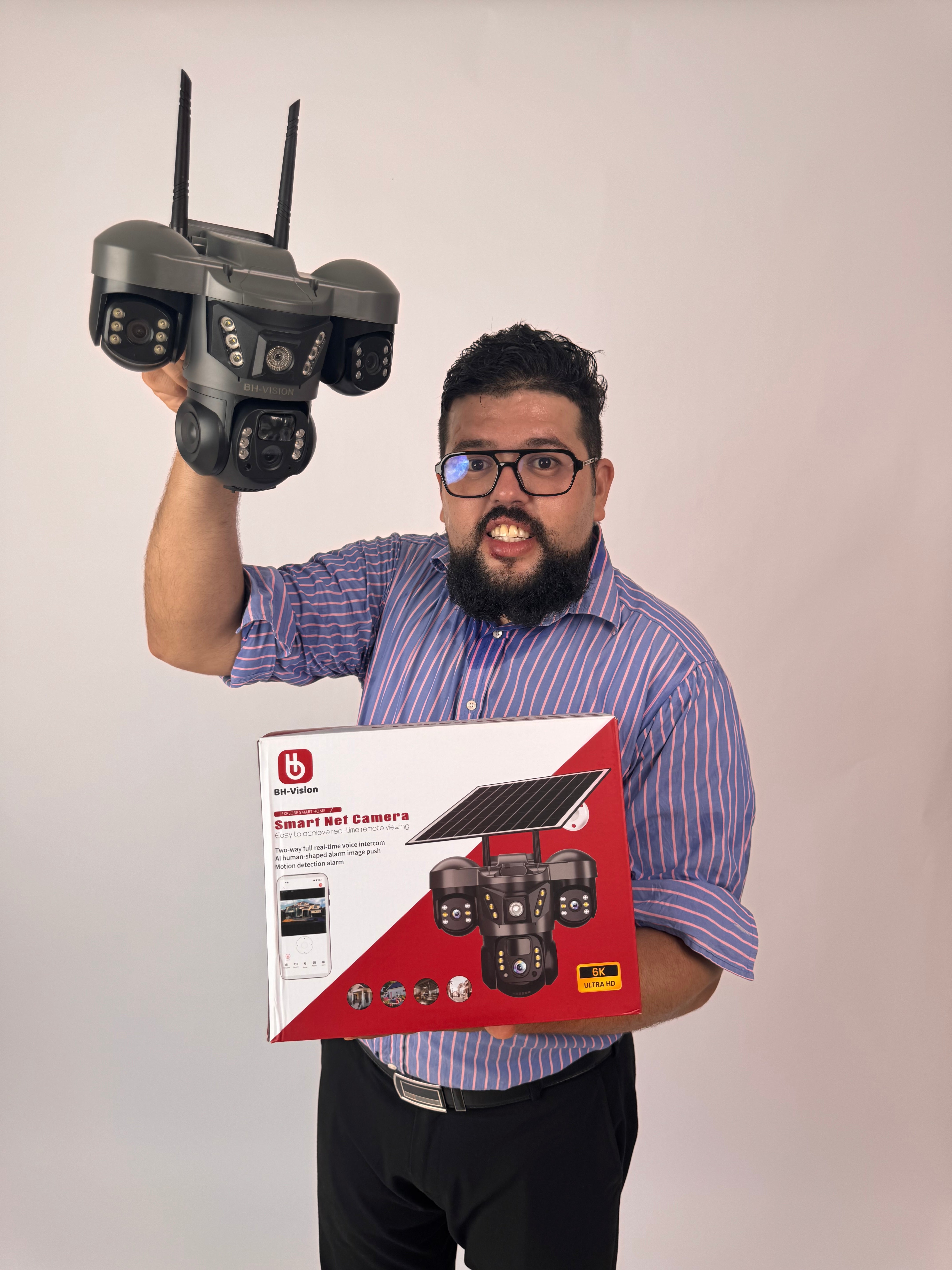 Caméra de sécurité solaire IA Wifi 6K 12MP Triple objectif UHD 3 voies