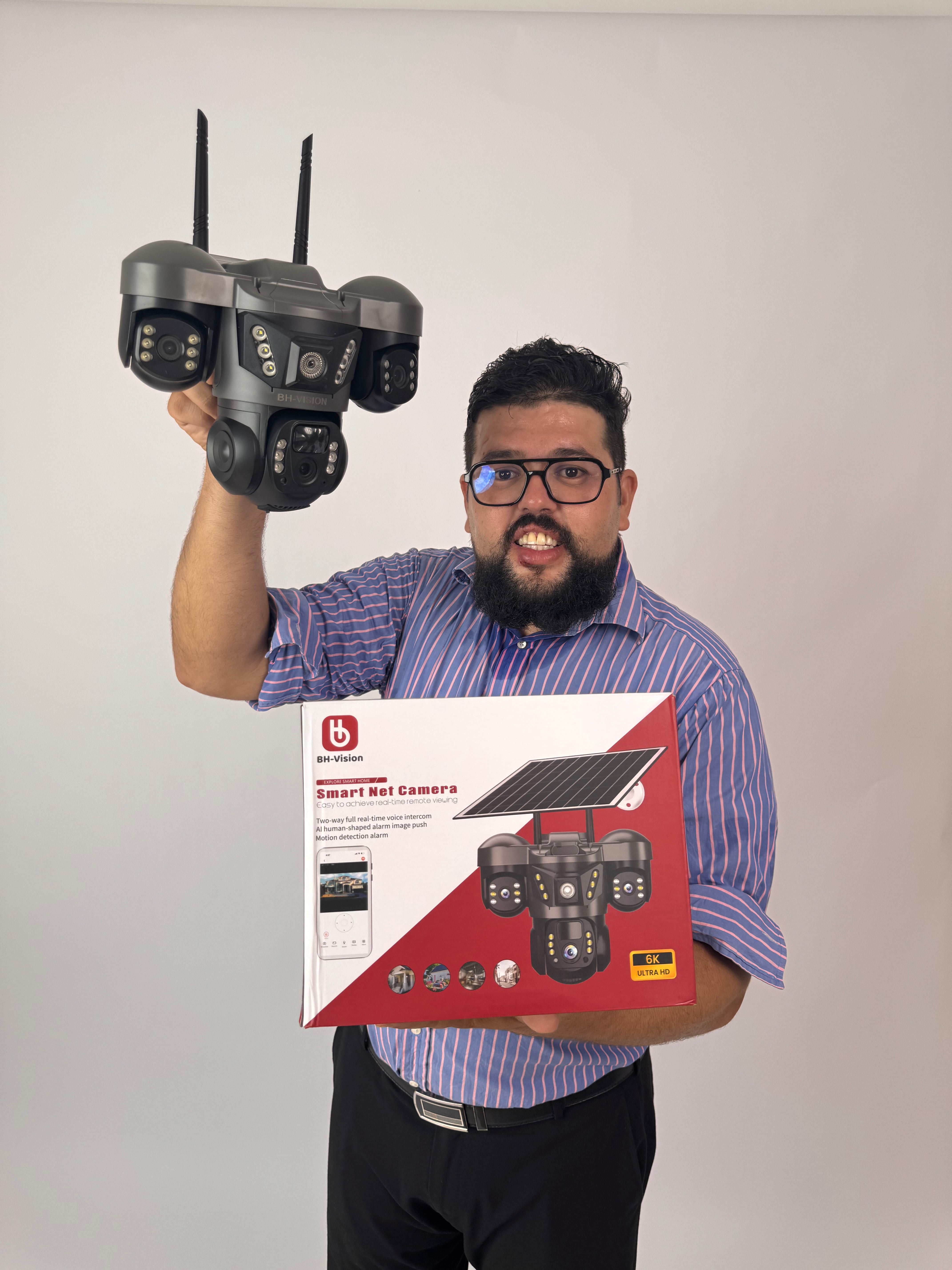 Caméra de sécurité solaire IA Wifi 6K 12MP Triple objectif UHD 3 voies